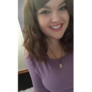 Meet your Posher, Chloe