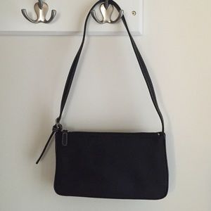 Black purse