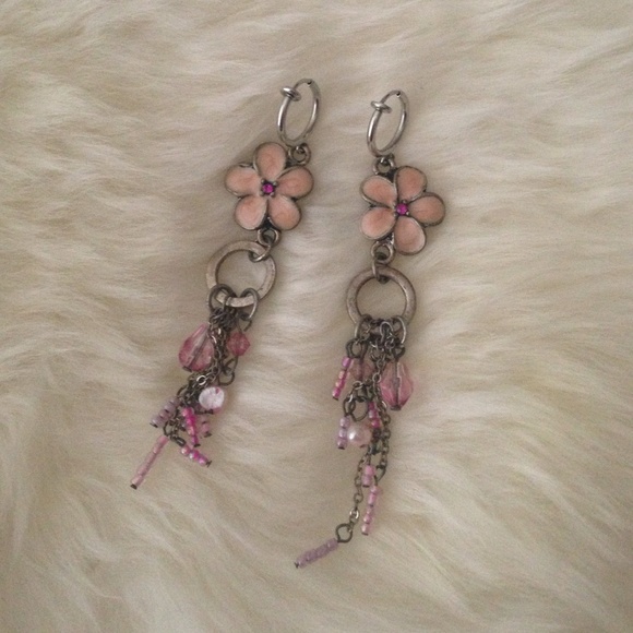 Clip-on fashion earrings