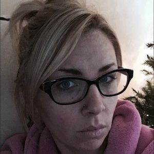 Meet your Posher, Lindsey