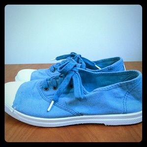 Natural World Sneakers (Mint, Size 5)