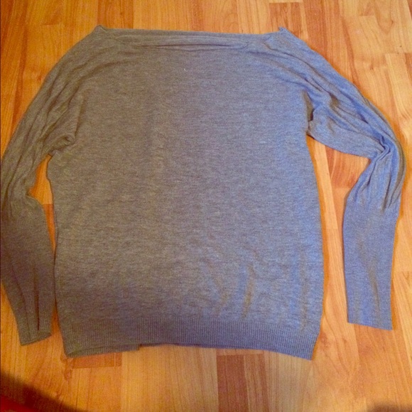 Loose fitting top