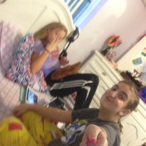 Meet your Posher, Zoe