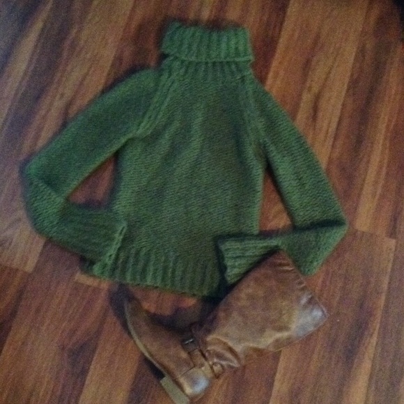 Super soft sweater by Lucky