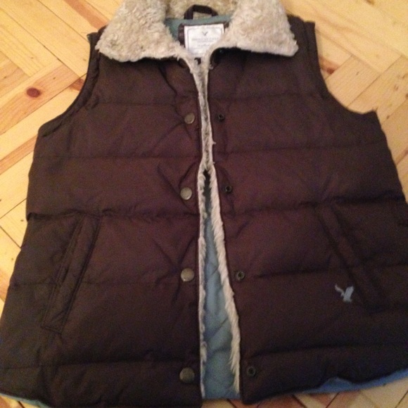 AE Faux Fur Bubble Vest
