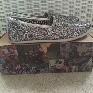 Women's TOMS- Moroccan glitter
