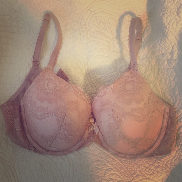✨Brand New Victoria Secret Bra✨NWOT