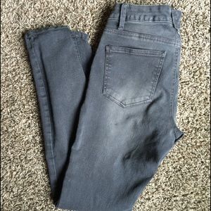 Grey washed skinny pant