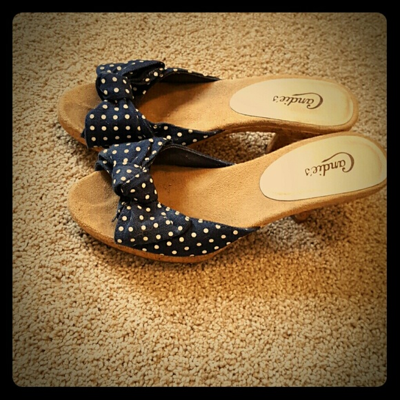 Dress shoes