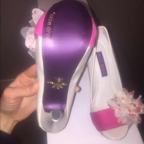 MOJO MOXY - Women's Heels | NWOT - Picture 4 of 4