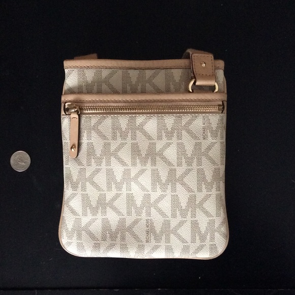 Michael Kors cross body