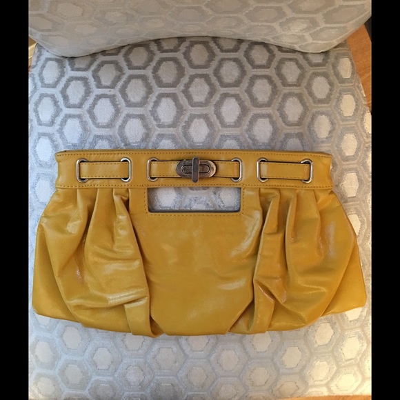 The Limited Handbags - 🚫SOLD🚫The Limited Yellow Silver Clutch Bag
