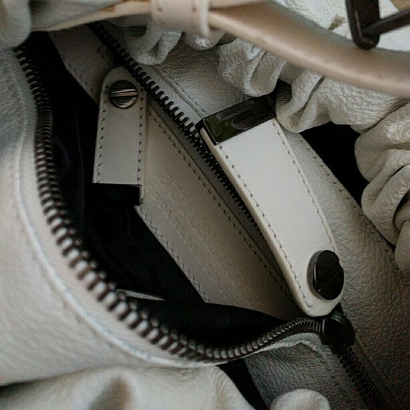 Burberry Dasset Shoulder Bag - Picture 2 of 4