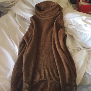 Wool turtle neck sweater