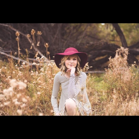 Meet your Posher, Mariah - Picture 1 of 1