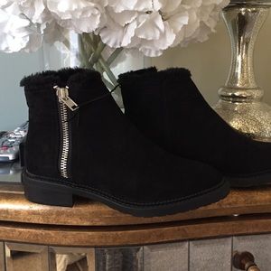 BRAND NEW just bought today Forever 21 booties!