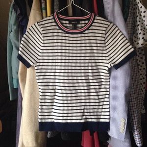 NWOT 😻 Striped short sleeve sweater top