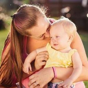 Meet your Posher, Holly