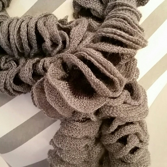 Handmade Scarf - Picture 2 of 3