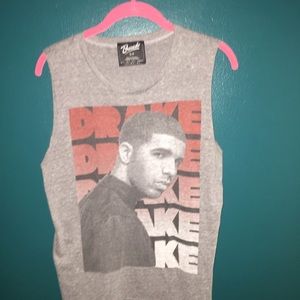 drake tee