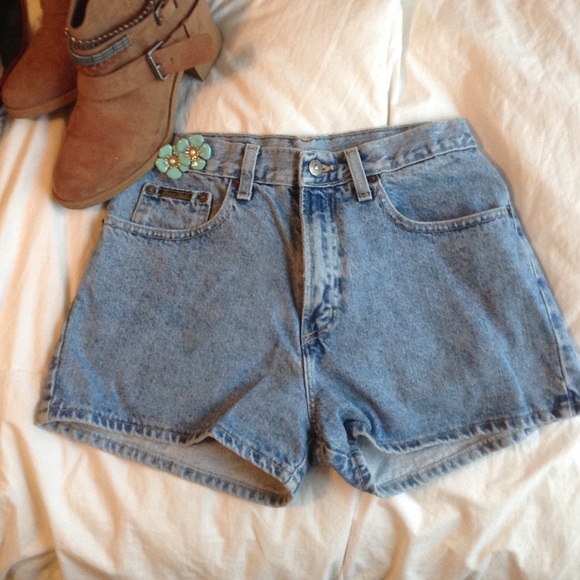 Banana Republic Pants - Banana Republic Light Wash Jean Shorts