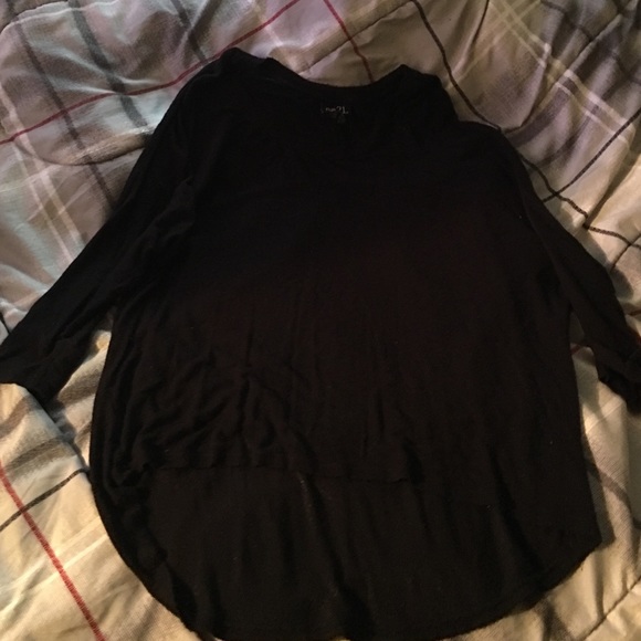 Flowy 3/4 sleve top