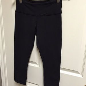 Lululemon Wunder Under Crop Sz 6/8