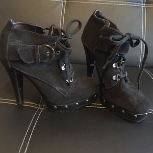 Colin Stewart Black Ankle Booties
