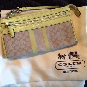 Coach Zippy Wallet