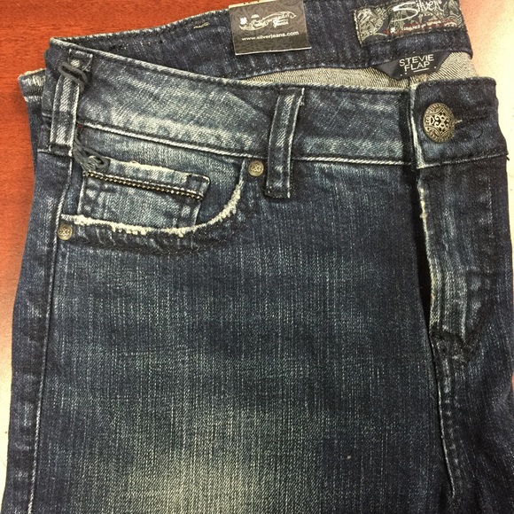 Silver Jeans - Picture 2 of 2