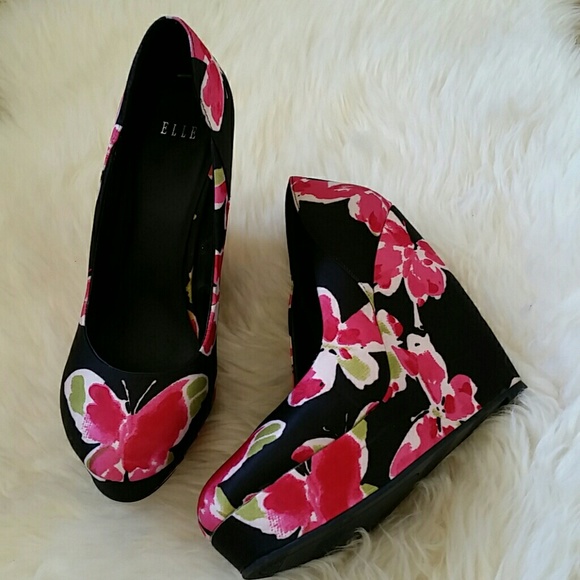 Elle Shoes - Final price! Beautiful floral wedges