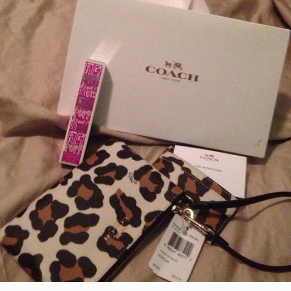 NWT coach wristlet, perfume