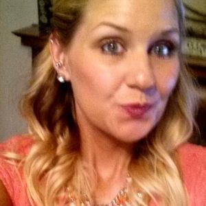 Meet your Posher, Lori