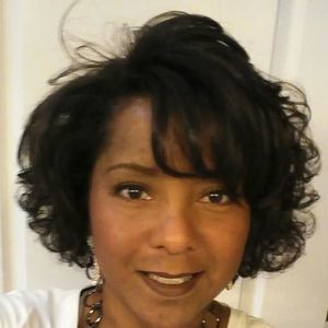 Meet your Posher, Yolanda