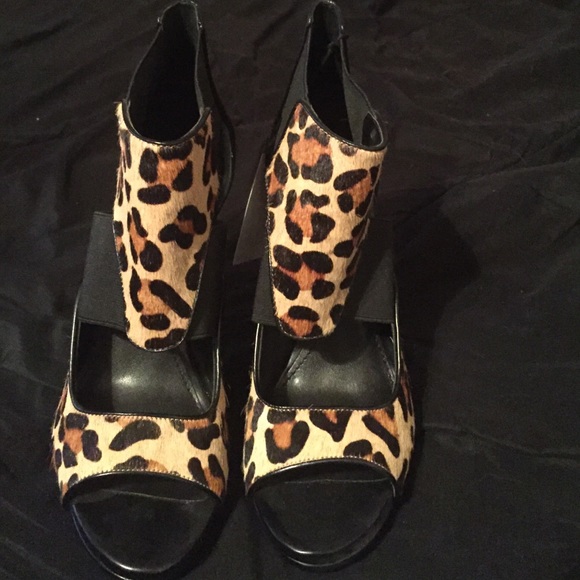 Calvin Klein Heels/ Shoes - Picture 3 of 4