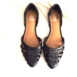 Dolce Vita woven flats