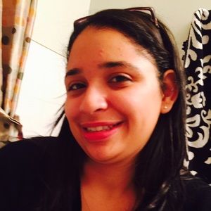 Meet your Posher, Julissa