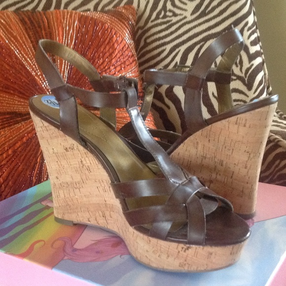 Brown, Soft Leather? GUESS Cork Wedge Heel Sandals
