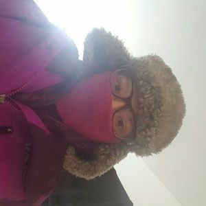 Meet your Posher, Monserrat