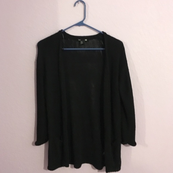 Long draped knitted cardigan