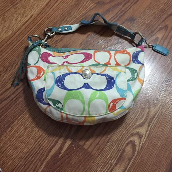 Coach Hampton Scribble Hobo EUC