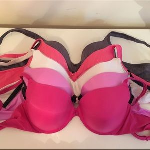 ⚡️PRICE DROP⚡️ Bra's. All for $50