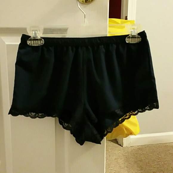 Lacey sexy night shorts