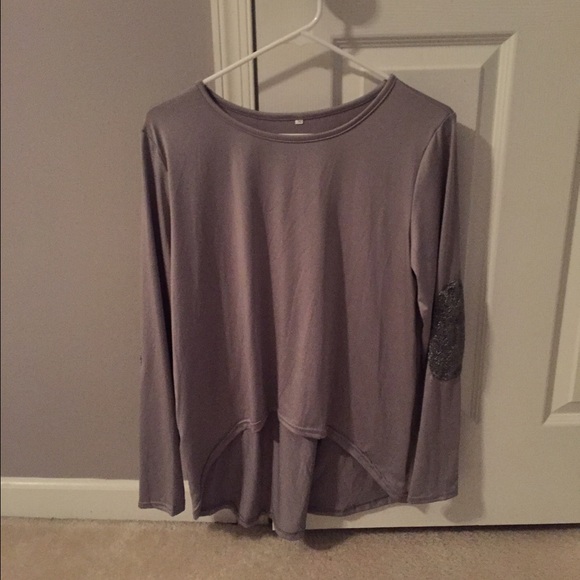 Grey High-lo shirt with silver elbow patches