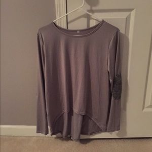 Grey High-lo shirt with silver elbow patches