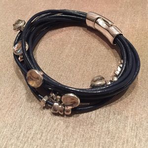 Navy blue beaded bracelet