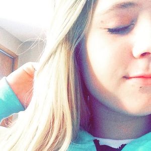 Meet your Posher, Hailey