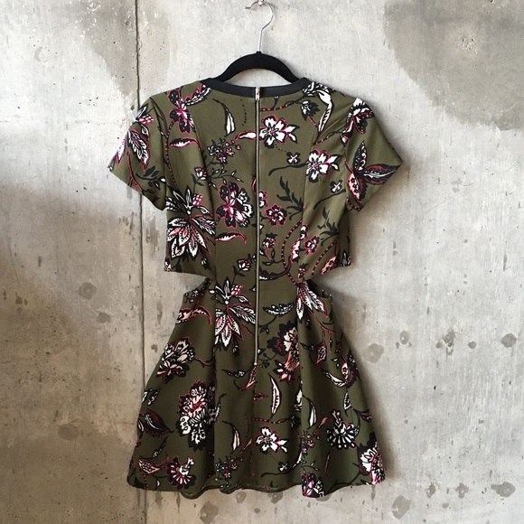 Topshop printed flare cut out dress olive floral - Picture 2 of 4