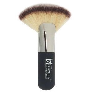 IT Cosmetics Heavenly Lux Mega Fan Brush #9