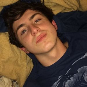 Meet your Posher, Christian